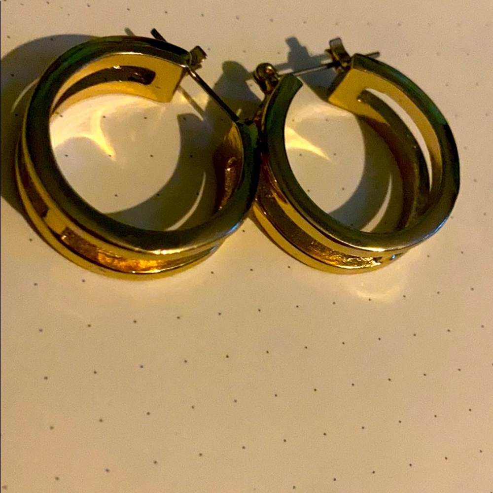 Gold earrings